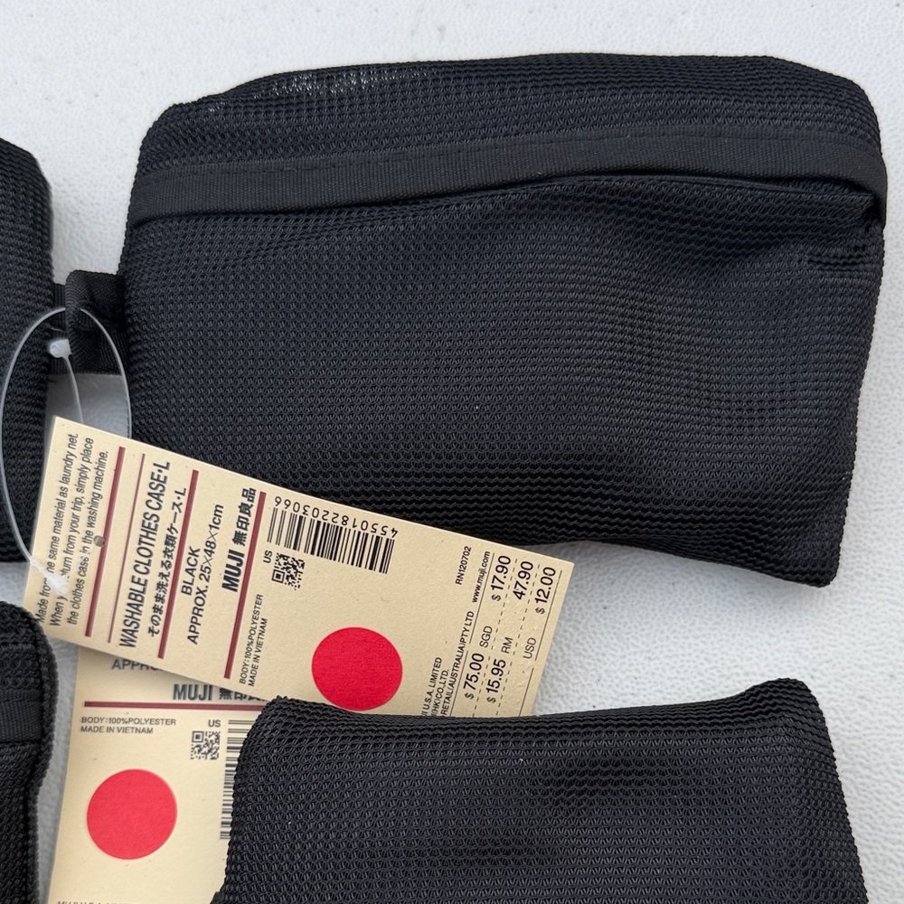 Muji Black Mesh Pouches Set of 6 - Picture 2 of 7